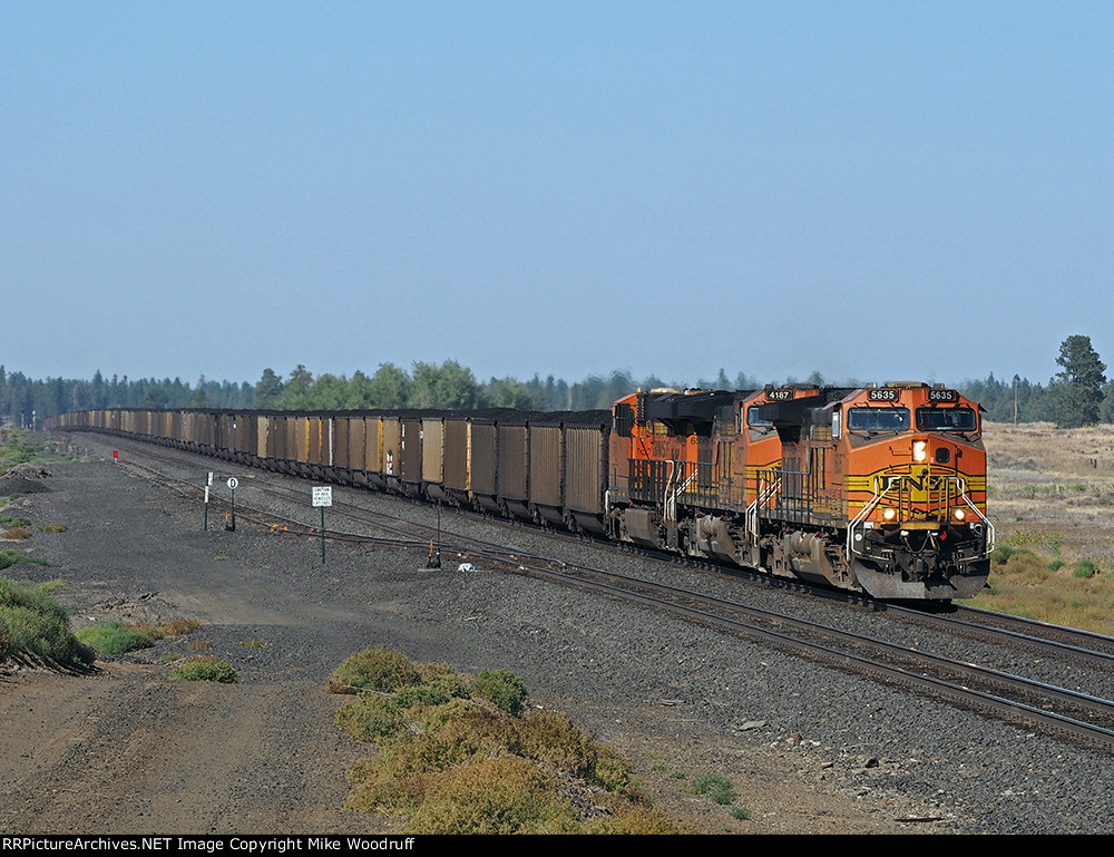 BNSF 5635